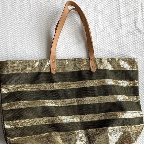 Muche Et Muchette Stylish Gold and Tan Burlap Tote Bag Waxed Bottom - Picture 12 of 12